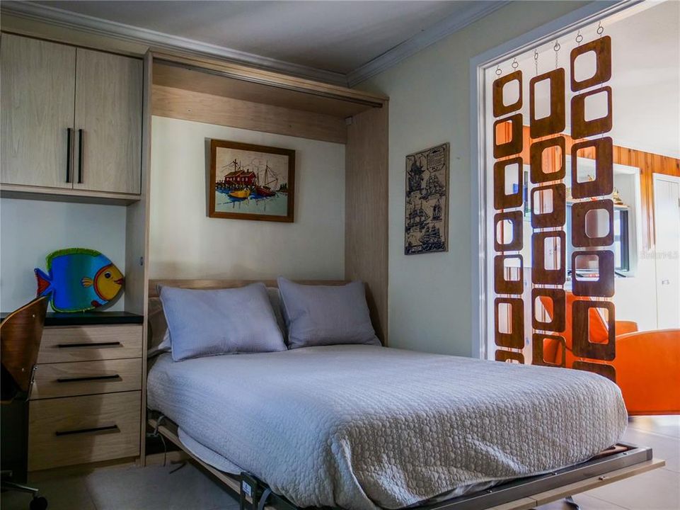 待售: $810,000 (3 贝兹, 1 浴室, 1184 平方英尺)