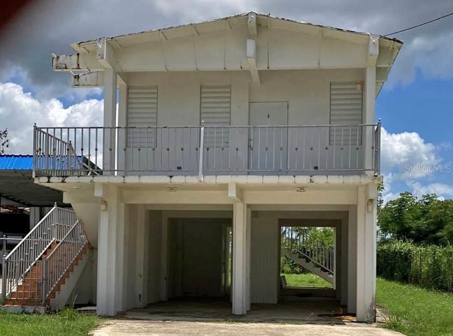 Recently Sold: $125,000 (1 beds, 1 baths, 1077 Square Feet)