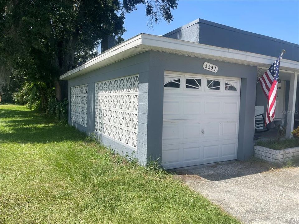 待售: $219,000 (2 贝兹, 1 浴室, 1493 平方英尺)