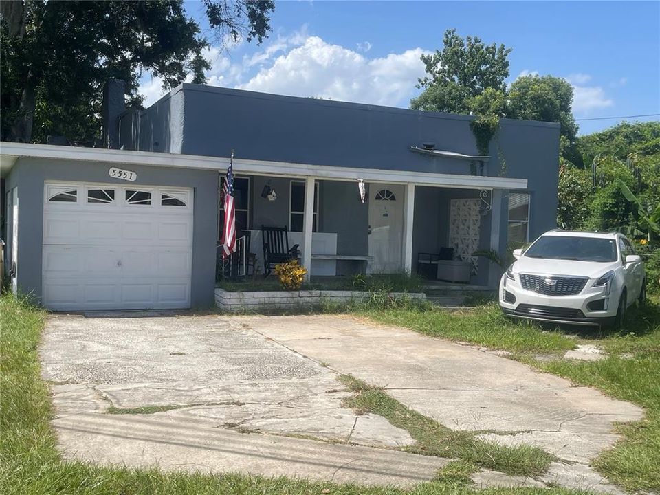 待售: $219,000 (2 贝兹, 1 浴室, 1493 平方英尺)