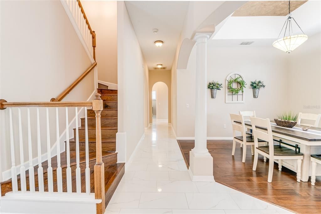 Activo con contrato: $995,000 (4 camas, 3 baños, 3293 Pies cuadrados)