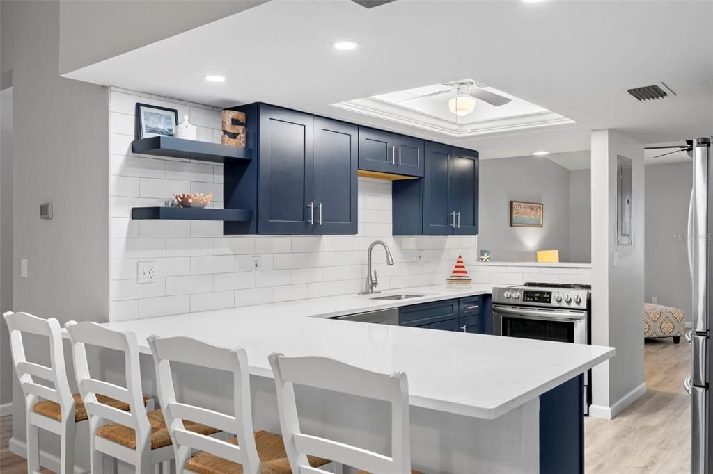 Active With Contract: $286,995 (3 beds, 3 baths, 1764 Square Feet)