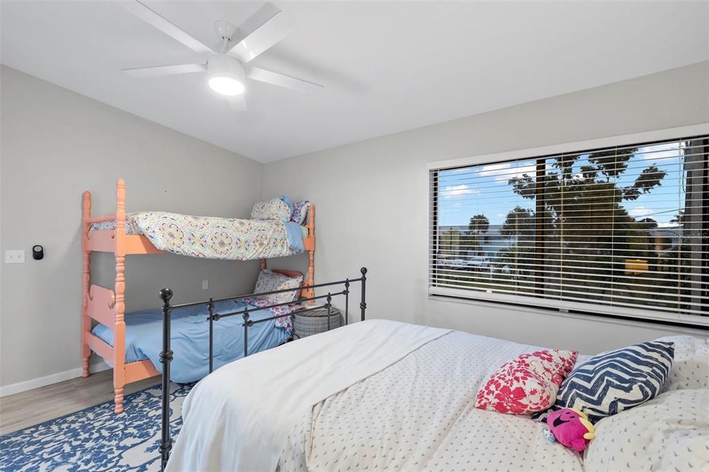 Active With Contract: $286,995 (3 beds, 3 baths, 1764 Square Feet)