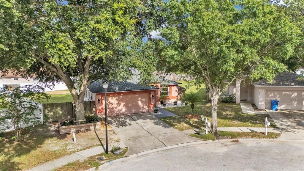 Activo con contrato: $315,000 (4 camas, 2 baños, 1554 Pies cuadrados)