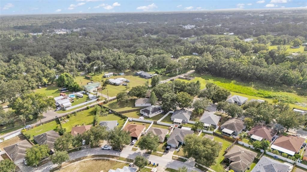 Activo con contrato: $315,000 (4 camas, 2 baños, 1554 Pies cuadrados)