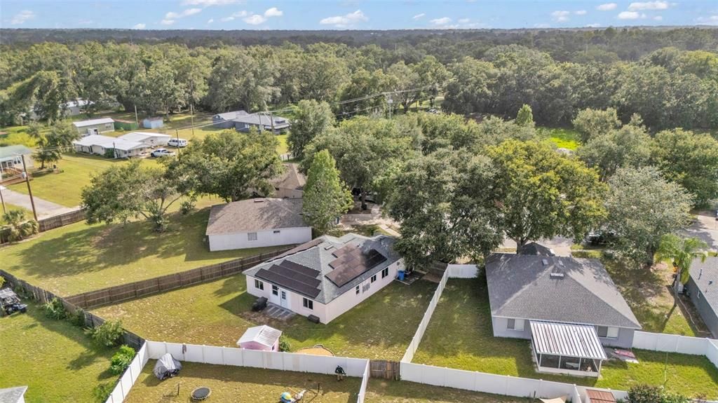 Activo con contrato: $315,000 (4 camas, 2 baños, 1554 Pies cuadrados)