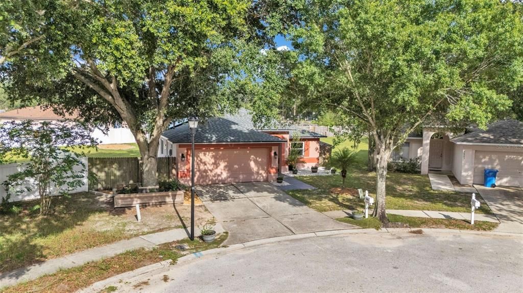 Activo con contrato: $315,000 (4 camas, 2 baños, 1554 Pies cuadrados)