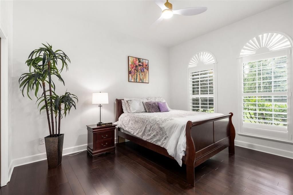 For Sale: $869,900 (5 beds, 4 baths, 3384 Square Feet)