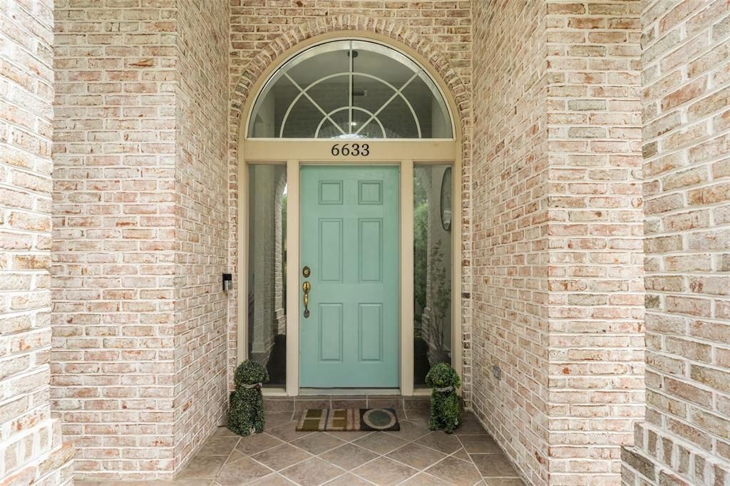 For Sale: $869,900 (5 beds, 4 baths, 3384 Square Feet)