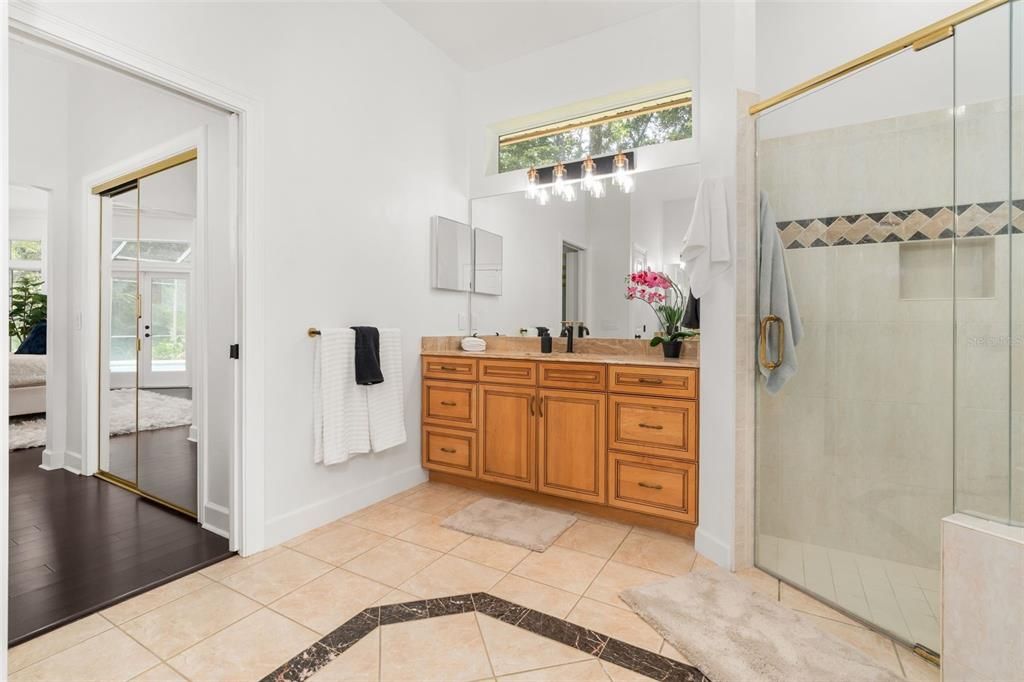 For Sale: $869,900 (5 beds, 4 baths, 3384 Square Feet)