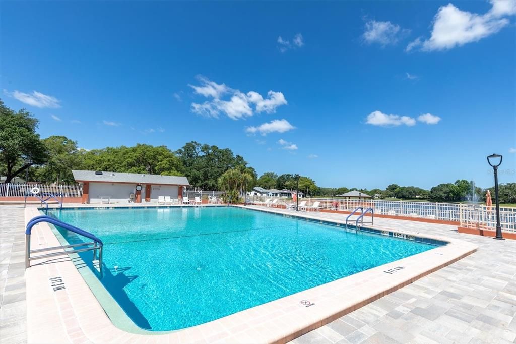 Под контрактом: $69,999 (2 спален, 1 ванн, 882 Квадратных фут)