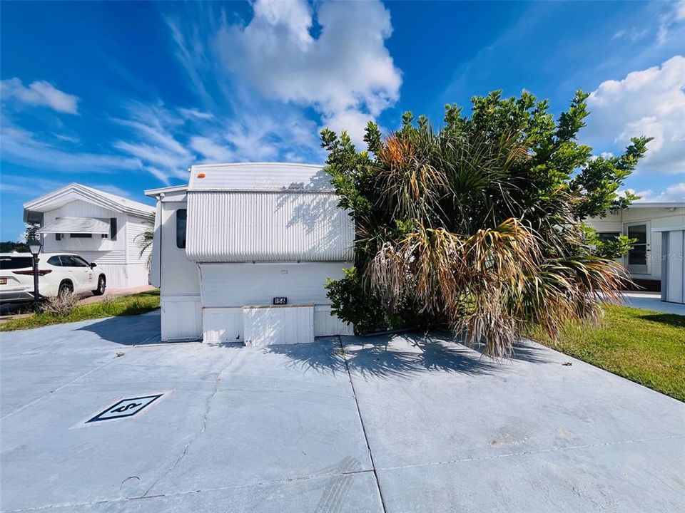 For Sale: $39,900 (1 beds, 1 baths, 480 Square Feet)