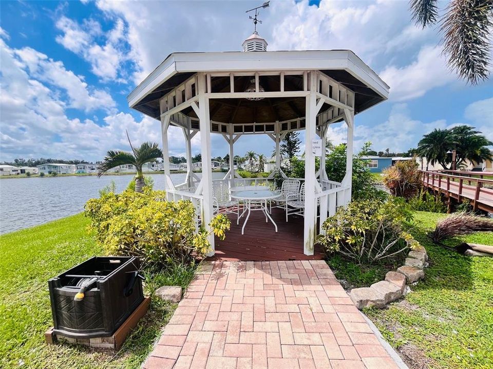 For Sale: $39,900 (1 beds, 1 baths, 480 Square Feet)