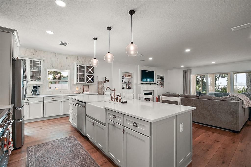 For Sale: $869,900 (3 beds, 3 baths, 3277 Square Feet)