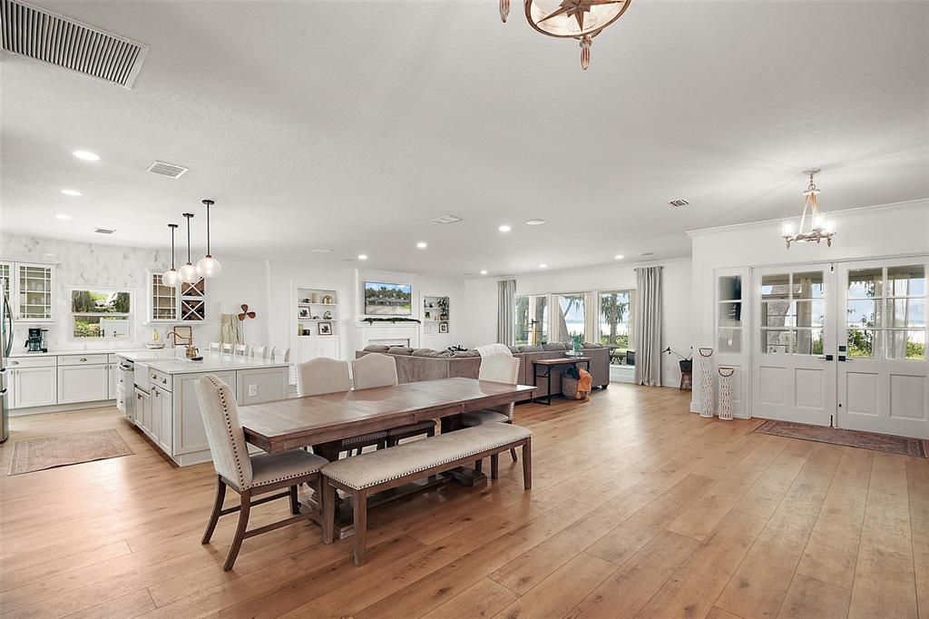 For Sale: $869,900 (3 beds, 3 baths, 3277 Square Feet)