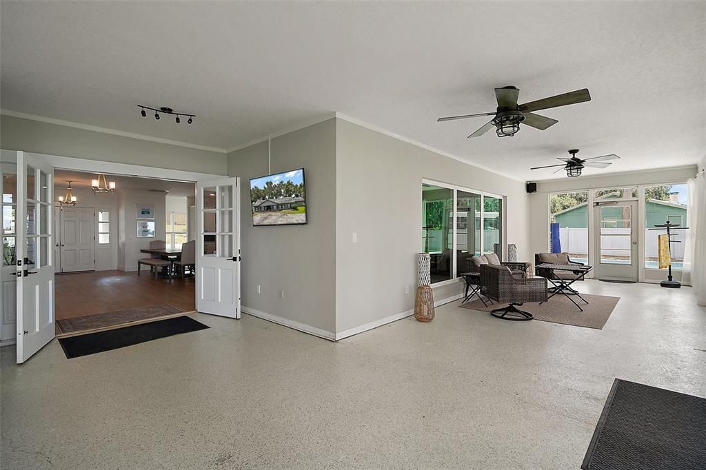 For Sale: $869,900 (3 beds, 3 baths, 3277 Square Feet)