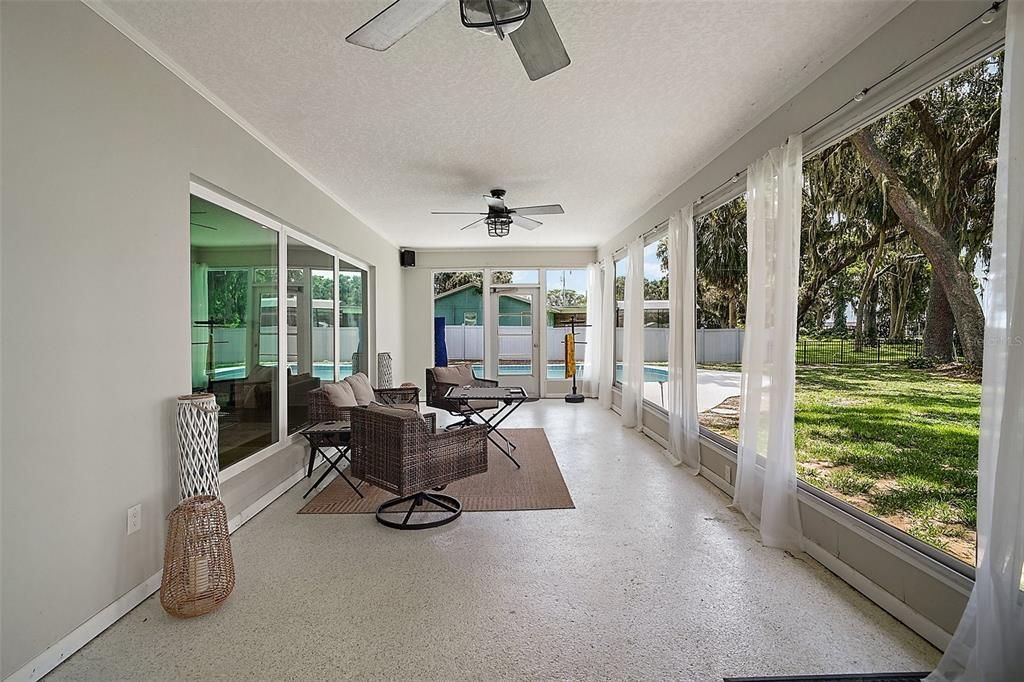 For Sale: $869,900 (3 beds, 3 baths, 3277 Square Feet)