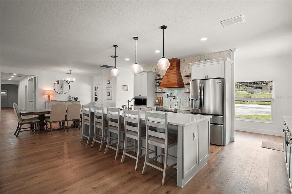 For Sale: $869,900 (3 beds, 3 baths, 3277 Square Feet)