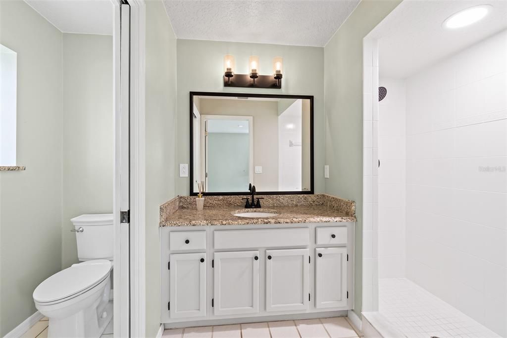 待售: $379,900 (4 贝兹, 2 浴室, 1973 平方英尺)