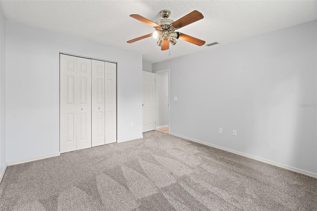 待售: $379,900 (4 贝兹, 2 浴室, 1973 平方英尺)