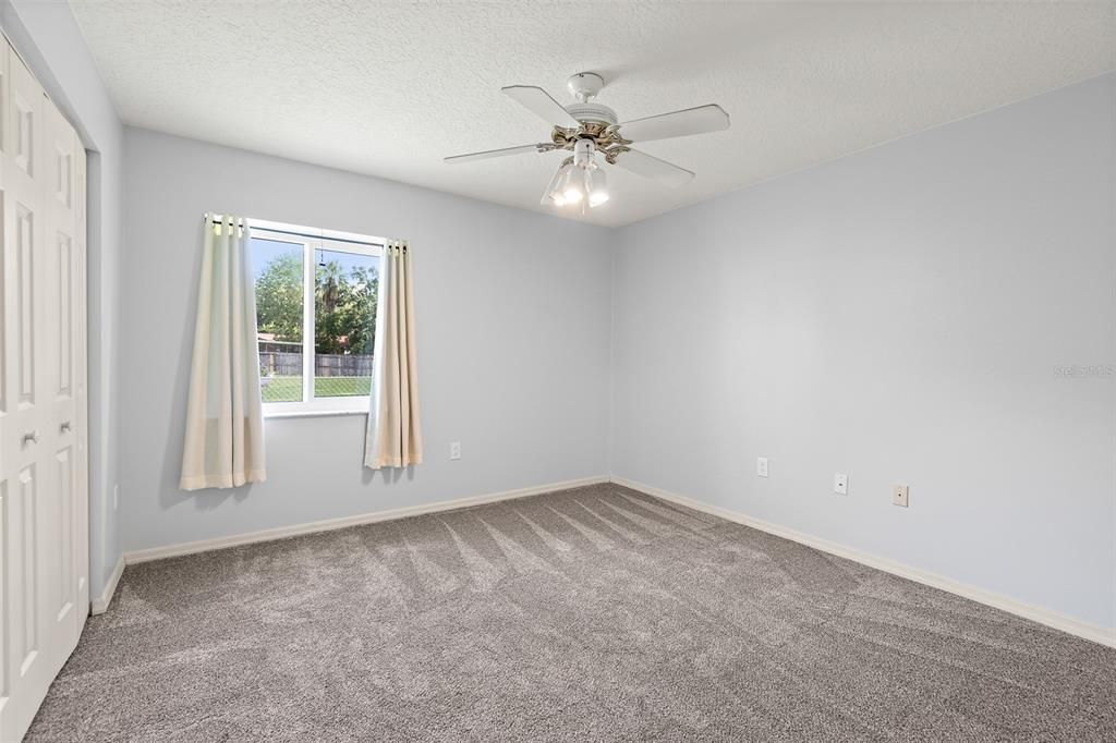 待售: $379,900 (4 贝兹, 2 浴室, 1973 平方英尺)