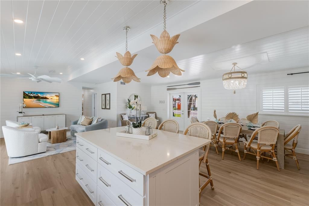 For Sale: $2,200,000 (3 beds, 2 baths, 1680 Square Feet)