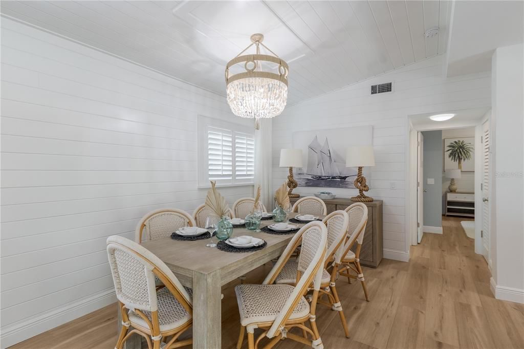 For Sale: $2,200,000 (3 beds, 2 baths, 1680 Square Feet)