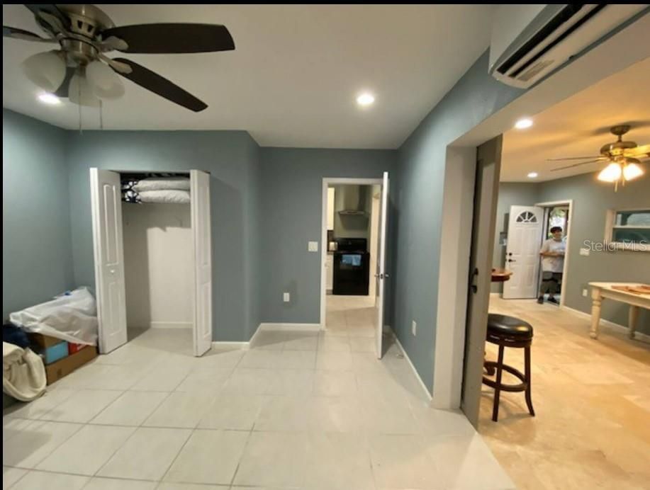 For Rent: $1,650 (1 beds, 1 baths, 576 Square Feet)