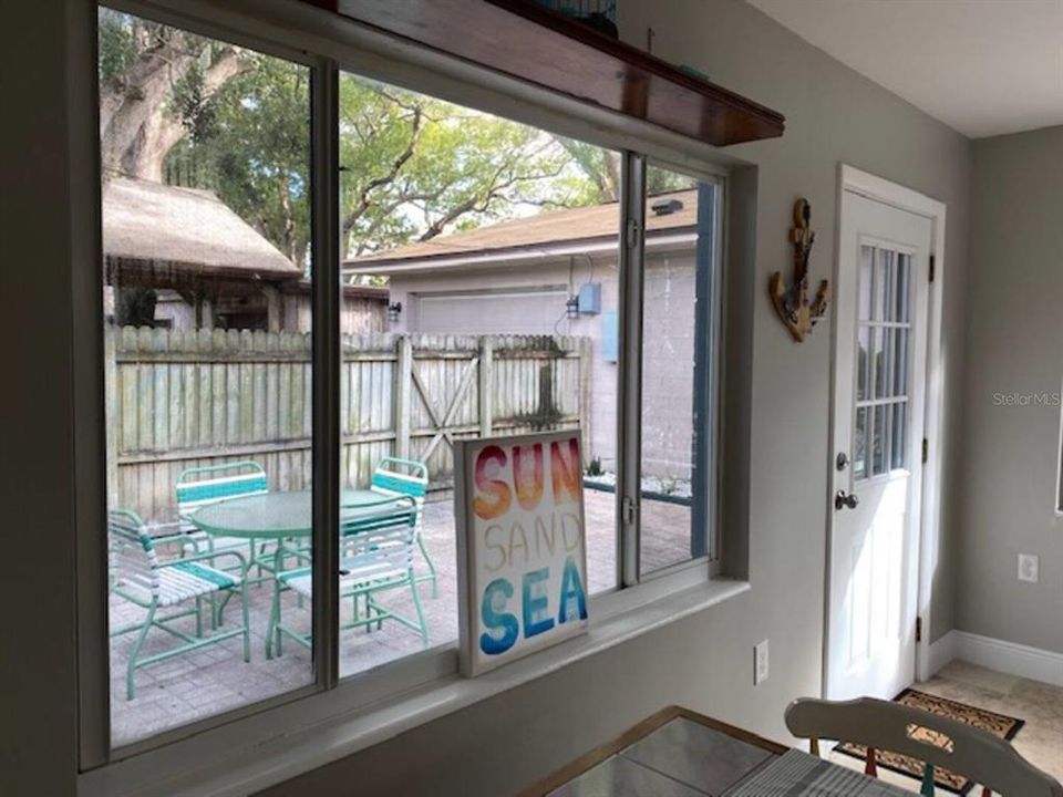 出租: $2,700 (3 贝兹, 2 浴室, 1408 平方英尺)