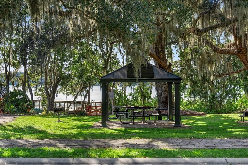 En Venta: $79,900 (0.19 acres)