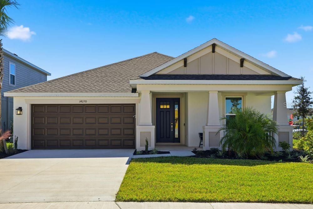 合同活跃: $454,999 (3 贝兹, 2 浴室, 2055 平方英尺)