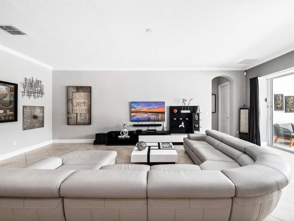 For Sale: $1,296,000 (5 beds, 3 baths, 3347 Square Feet)