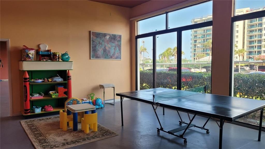 合同活跃: $2,200 (3 贝兹, 2 浴室, 1650 平方英尺)