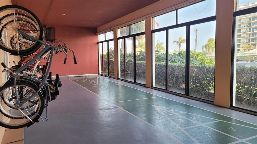 合同活跃: $2,200 (3 贝兹, 2 浴室, 1650 平方英尺)