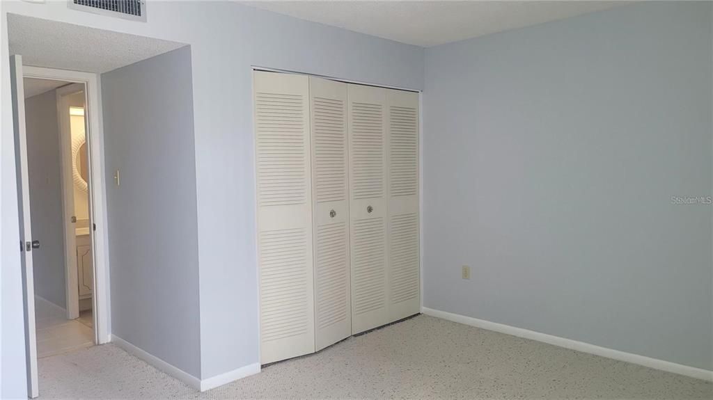 合同活跃: $2,200 (3 贝兹, 2 浴室, 1650 平方英尺)