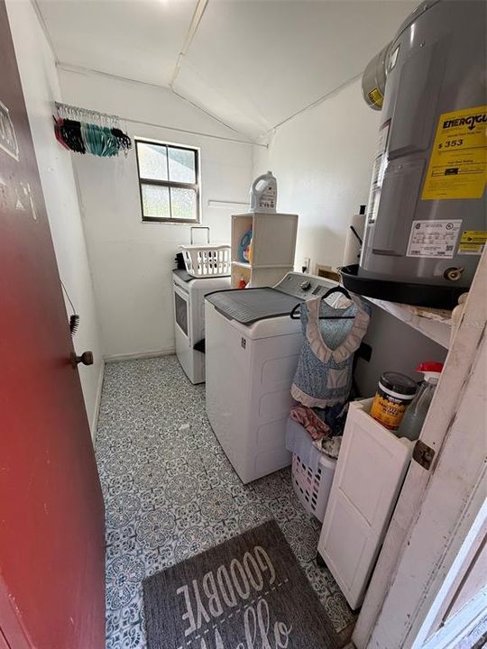 En Venta: $185,000 (2 camas, 2 baños, 1211 Pies cuadrados)