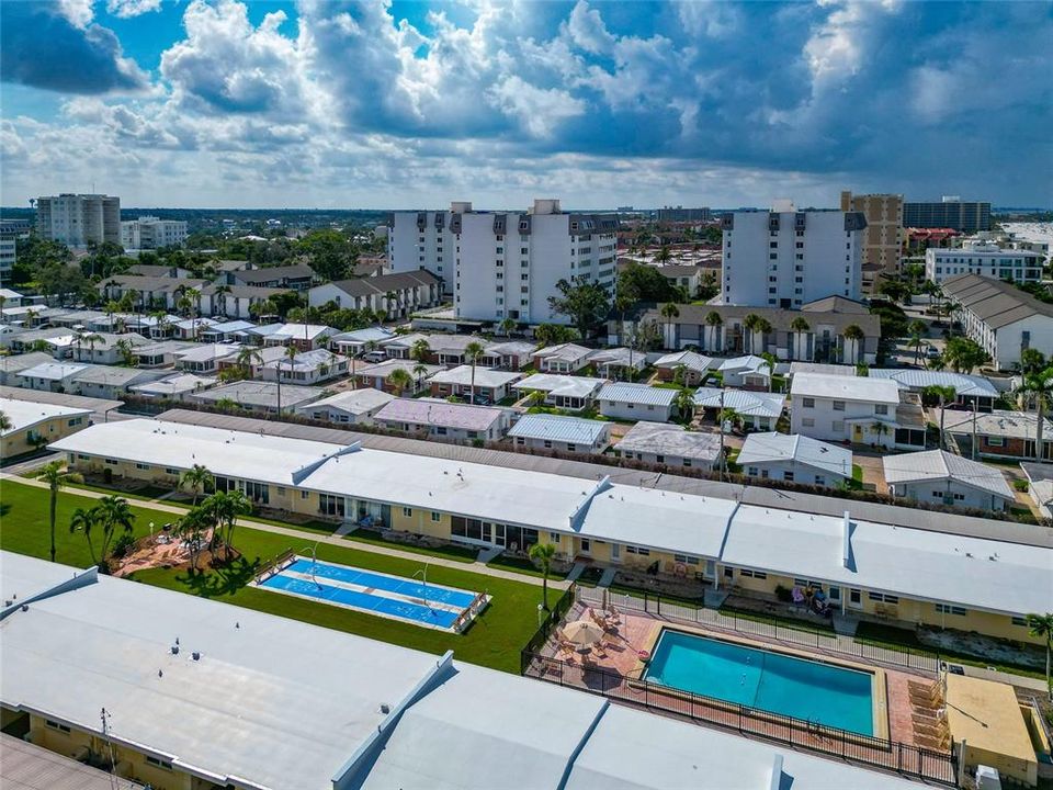 На продажу: $600,000 (1 спален, 1 ванн, 600 Квадратных фут)