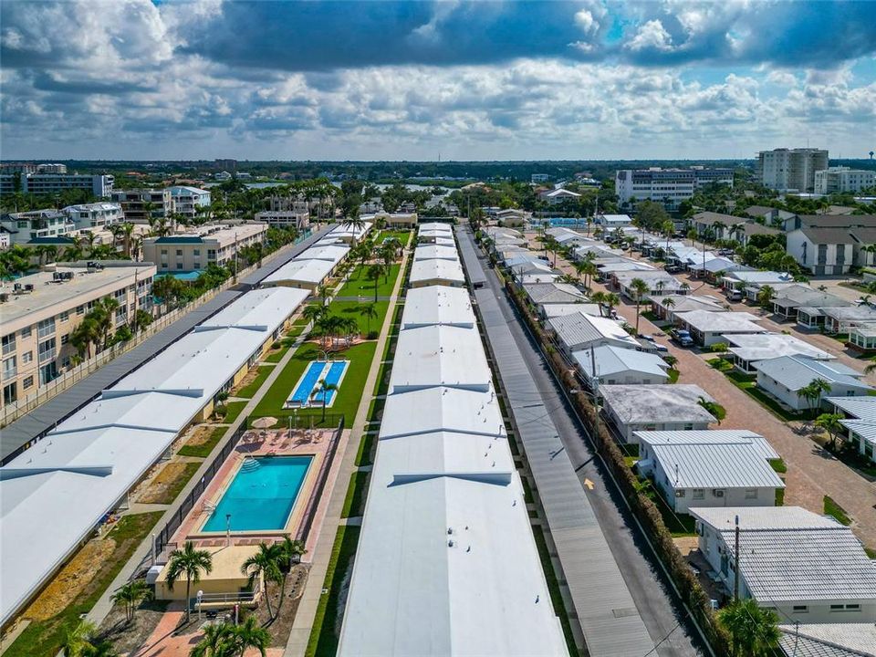 На продажу: $600,000 (1 спален, 1 ванн, 600 Квадратных фут)