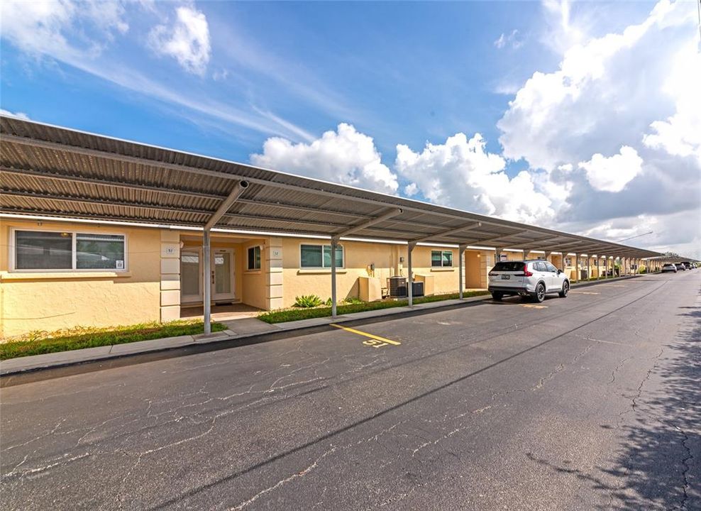 На продажу: $600,000 (1 спален, 1 ванн, 600 Квадратных фут)