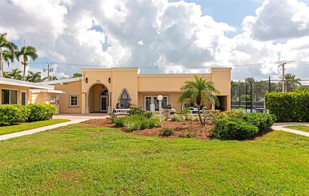 На продажу: $600,000 (1 спален, 1 ванн, 600 Квадратных фут)