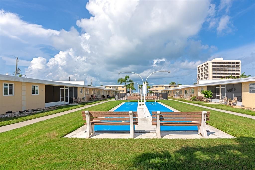 На продажу: $600,000 (1 спален, 1 ванн, 600 Квадратных фут)