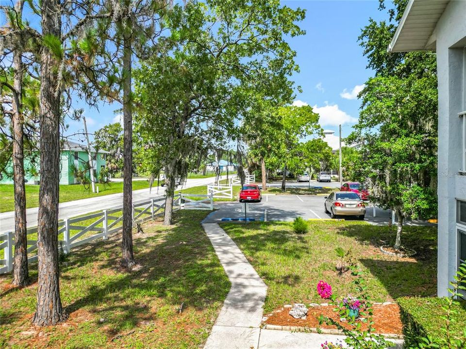 待售: $99,000 (1 贝兹, 1 浴室, 616 平方英尺)