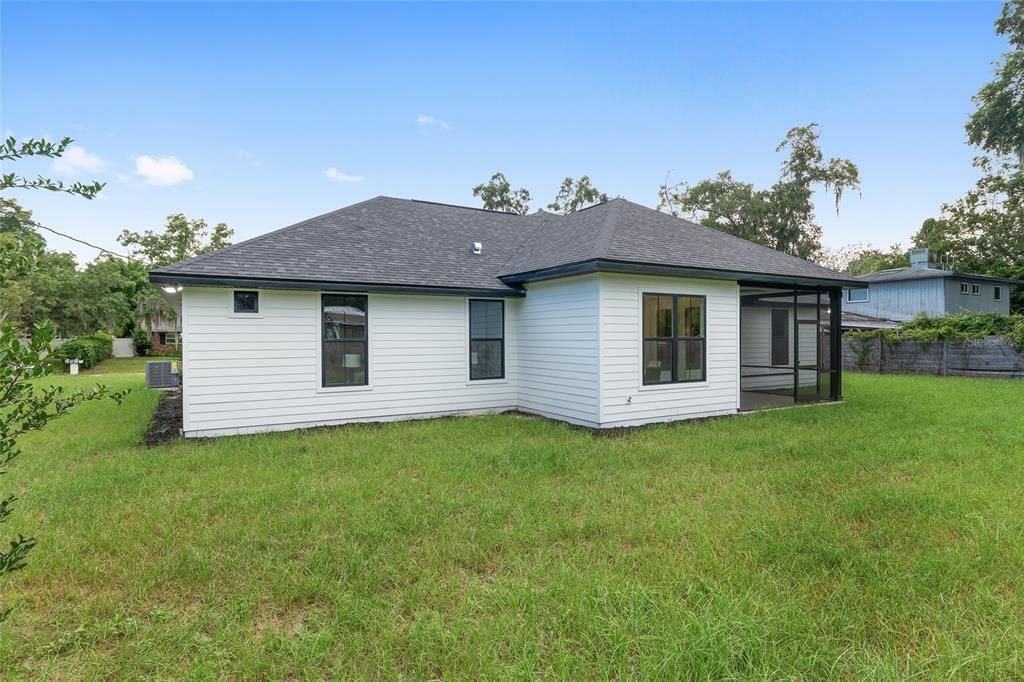 Active With Contract: $625,707 (4 beds, 2 baths, 2023 Square Feet)