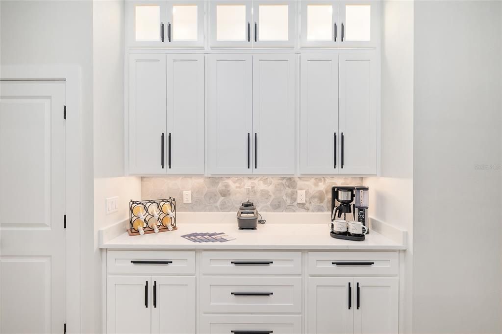 Active With Contract: $625,707 (4 beds, 2 baths, 2023 Square Feet)