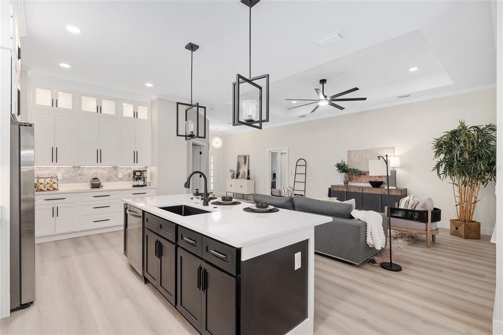 Active With Contract: $625,707 (4 beds, 2 baths, 2023 Square Feet)