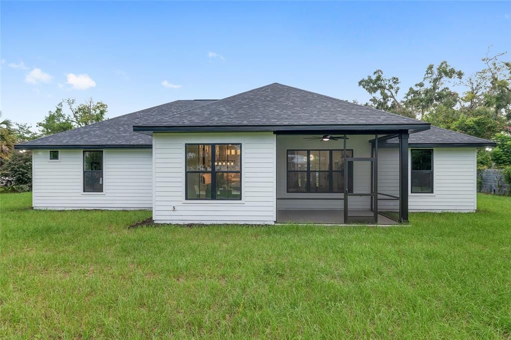 Active With Contract: $625,707 (4 beds, 2 baths, 2023 Square Feet)