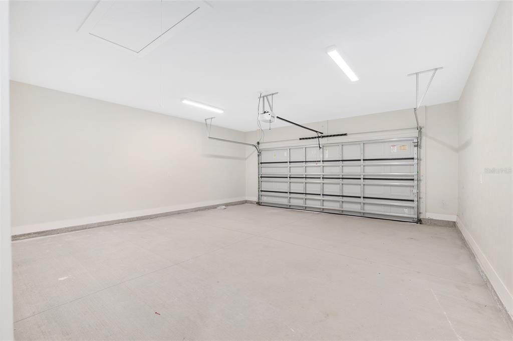 Active With Contract: $625,707 (4 beds, 2 baths, 2023 Square Feet)