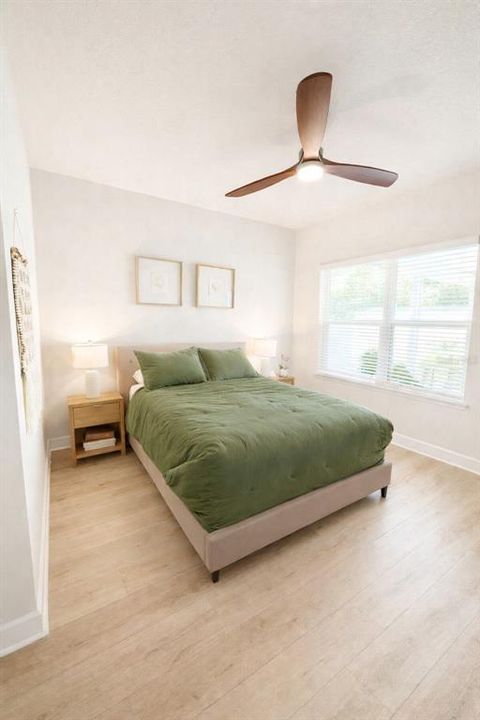 Activo con contrato: $715,000 (5 camas, 4 baños, 3304 Pies cuadrados)