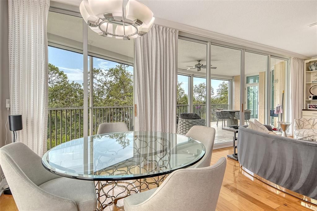 На продажу: $900,000 (3 спален, 3 ванн, 2778 Квадратных фут)