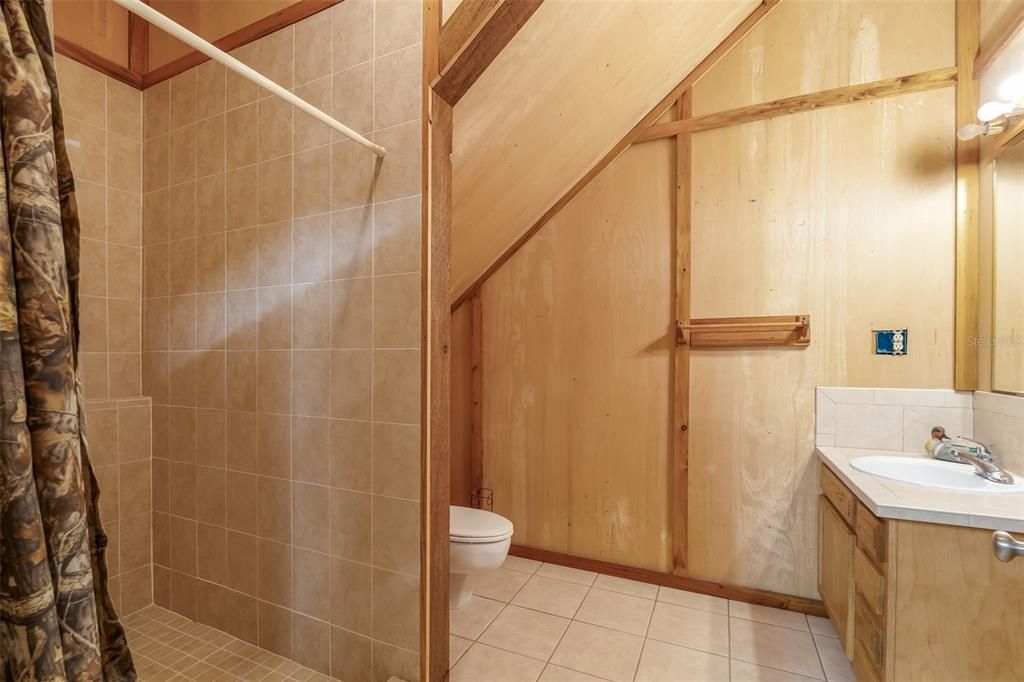 For Sale: $892,100 (5 beds, 5 baths, 4800 Square Feet)